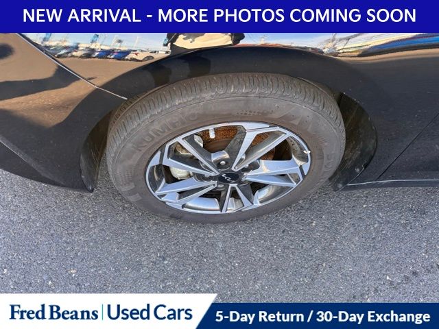 2024 Kia Forte LXS photo 4