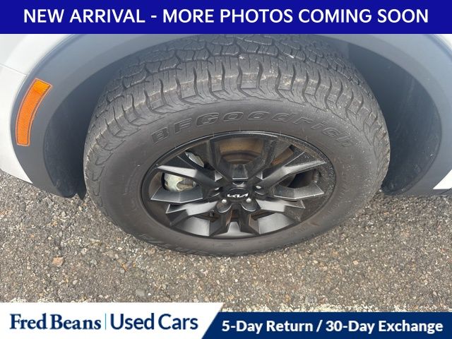 2024 Kia Sportage X-Pro photo 2