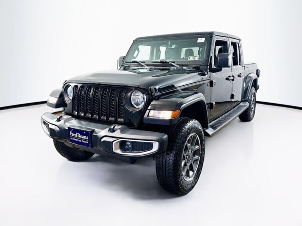 Used 2020 Jeep Gladiator Altitude Truck Crew Cab