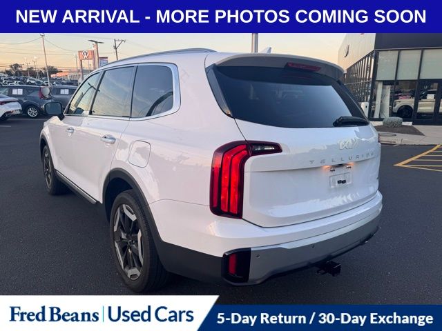 2024 Kia Telluride S photo 3