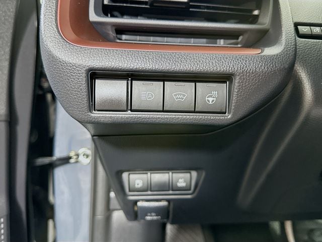 2023 Toyota Prius Prime SE - Photo 11