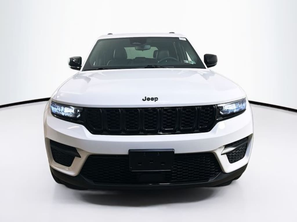 Used 2024 Jeep Grand Cherokee Altitude X SUV