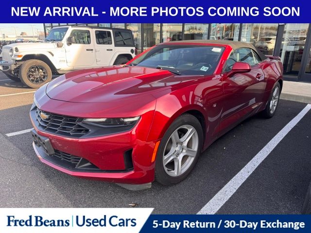 2021 Chevrolet Camaro 2LT photo 3