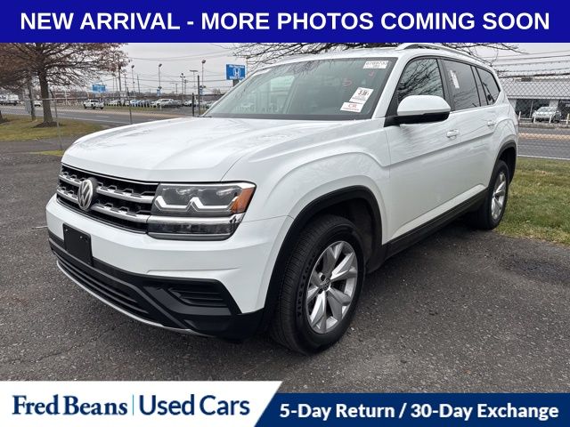 2019 Volkswagen Atlas S photo 2