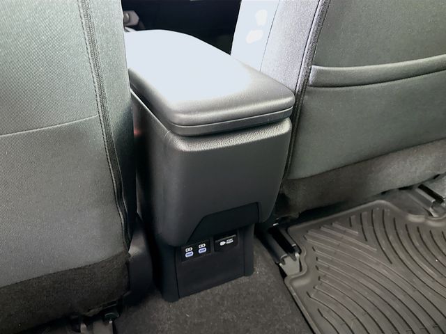 2023 Toyota Prius Prime SE - Photo 34