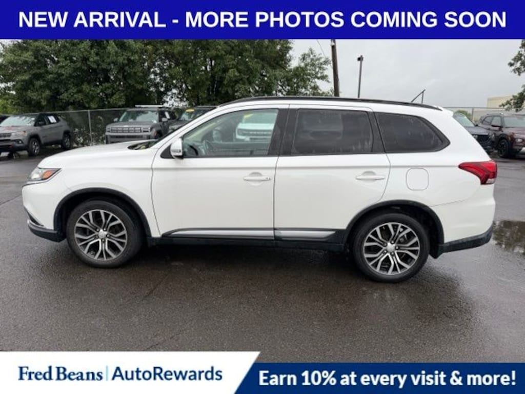 Used 2016 Mitsubishi Outlander SEL SUV