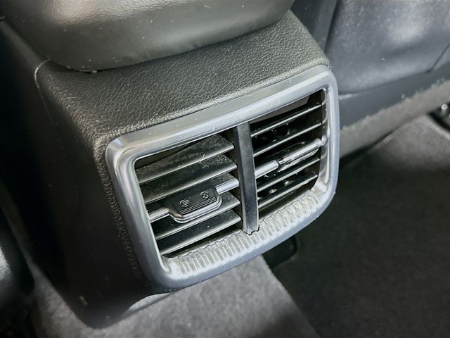 2022 Kia K5 EX - Photo 26