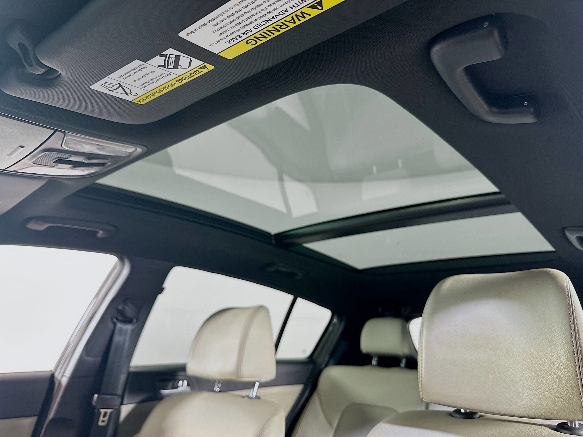 2022 Kia Sportage Nightfall Edition photo 4
