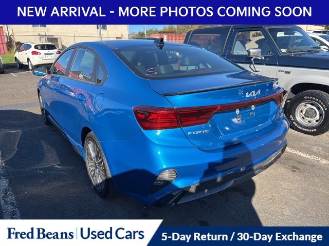 2024 Kia Forte GT-Line photo 3