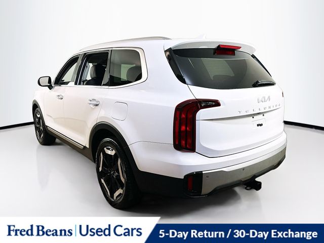 2024 Kia Telluride S photo 3