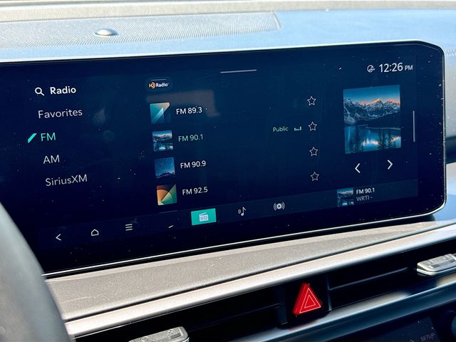 2025 Kia Sorento S - Photo 16