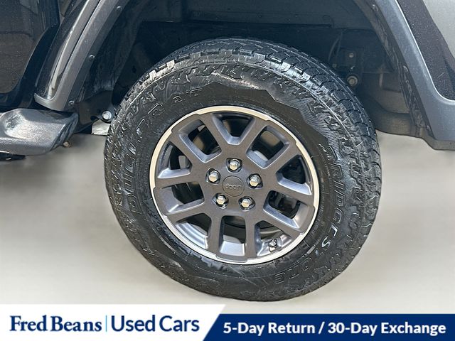 2020 Jeep Gladiator Altitude photo 4