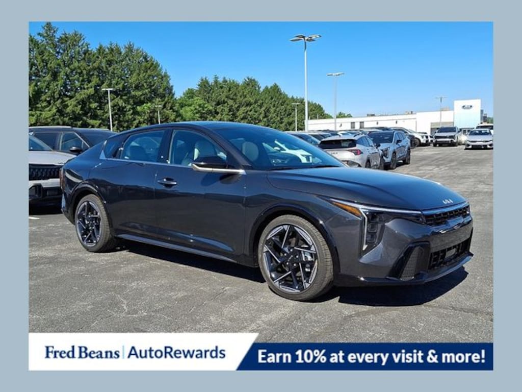 New 2026 Kia K4 GT-Line Sedan