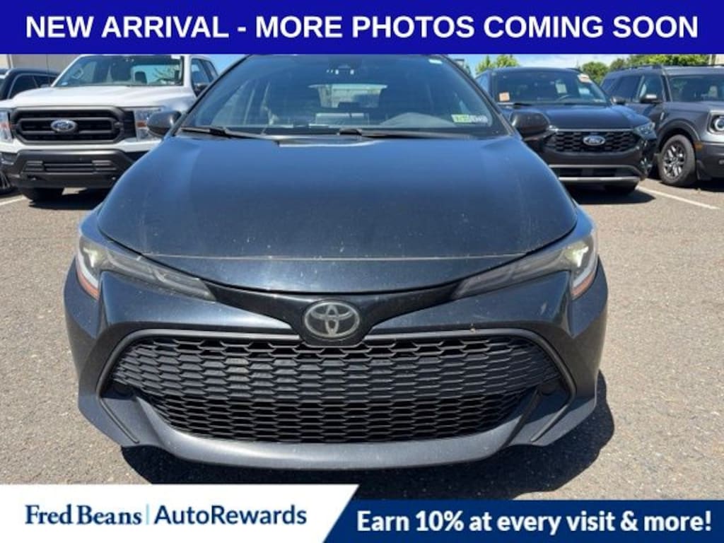 Used 2022 Toyota Corolla Hatchback SE Nightshade Edition Hatchback