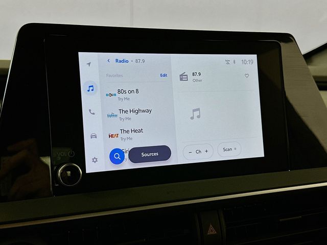 2023 Toyota Prius Prime SE - Photo 16
