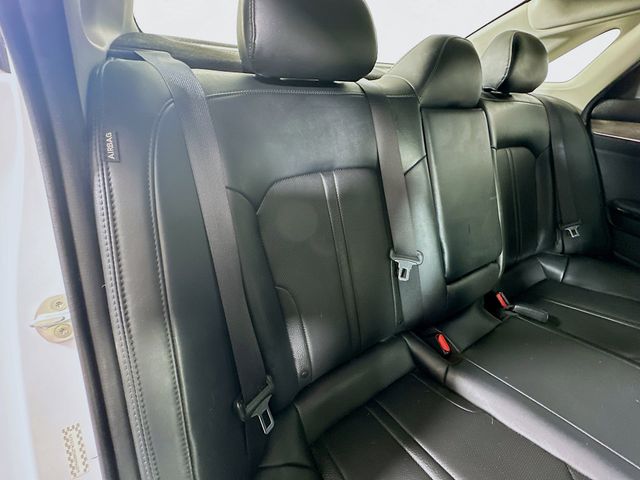2022 Kia K5 EX - Photo 28