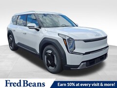 2026 Kia EV9 Wind SUV