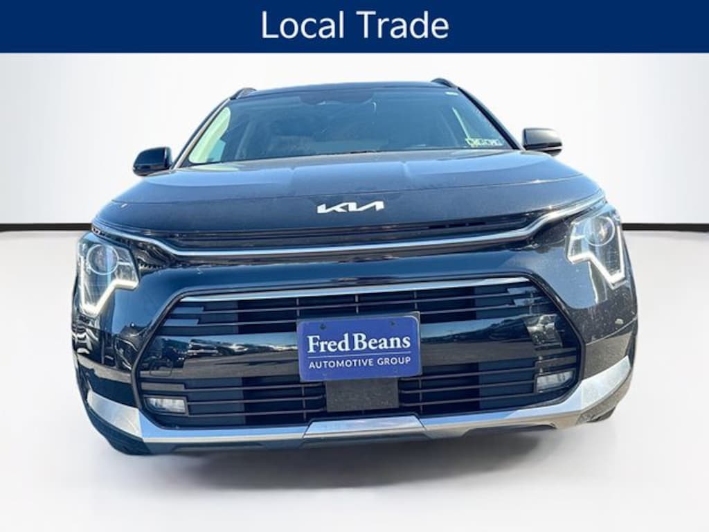 Certified 2023 Kia Niro EX Touring SUV