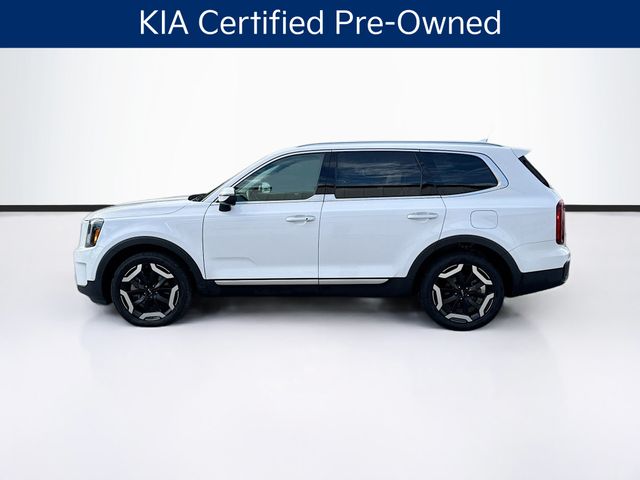 2023 Kia Telluride S photo 2