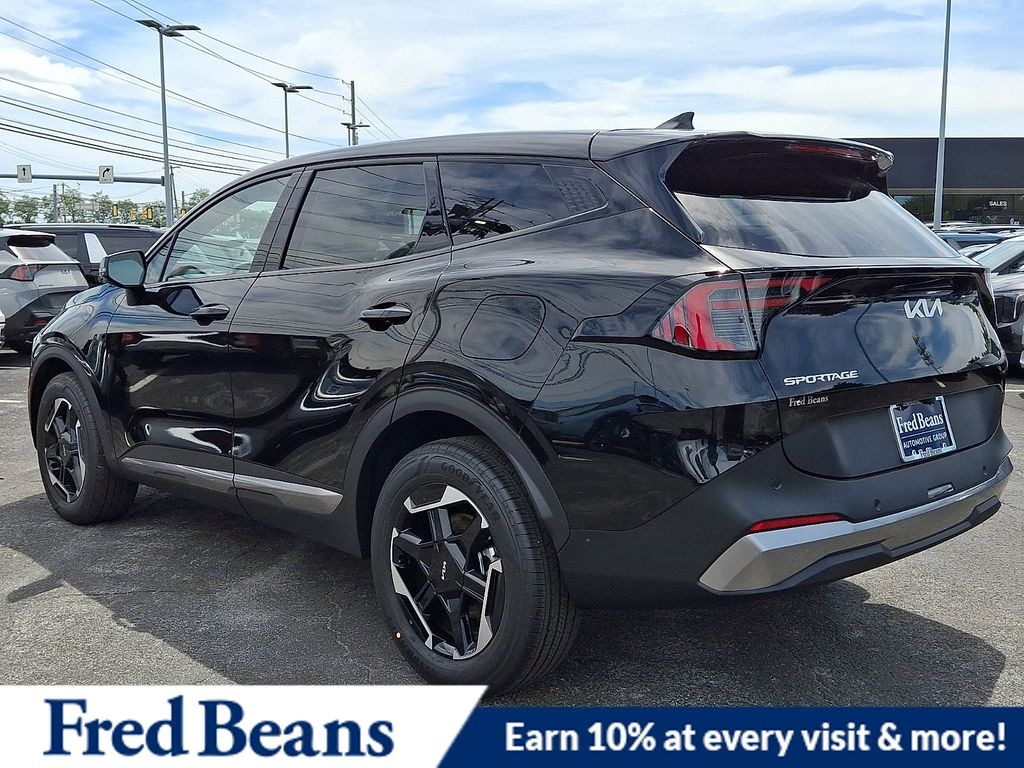 New 2026 Kia Sportage Hybrid S SUV