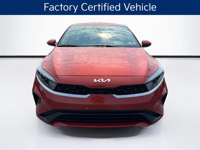 2022 Kia Forte LXS photo 2