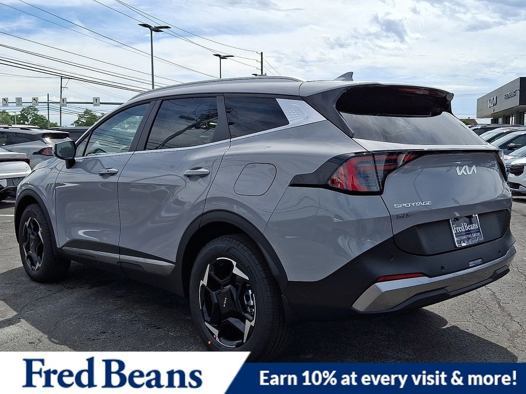 New 2026 Kia Sportage Hybrid EX SUV