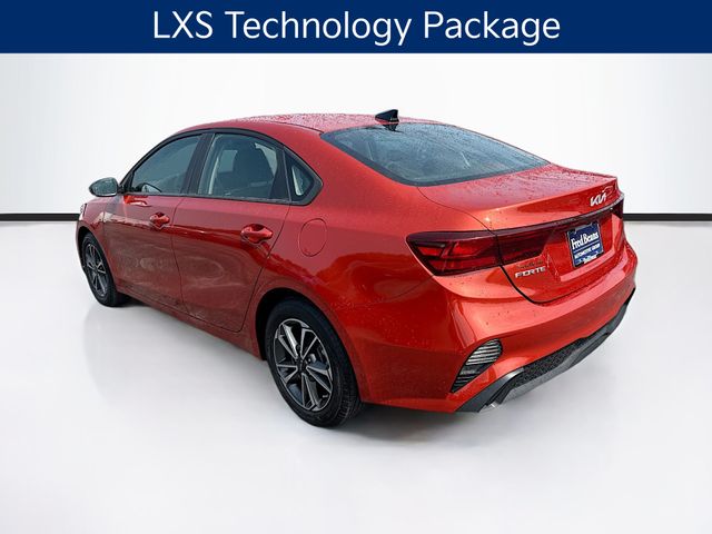 2022 Kia Forte LXS photo 4