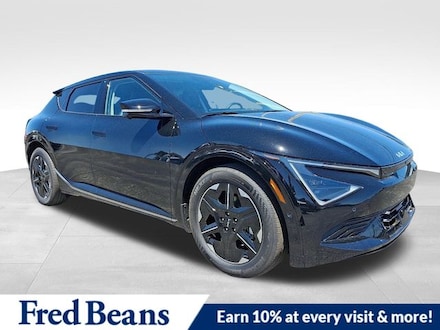 2025 Kia EV6 Wind SUV