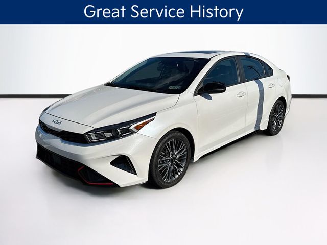 2023 Kia Forte GT-Line photo 2