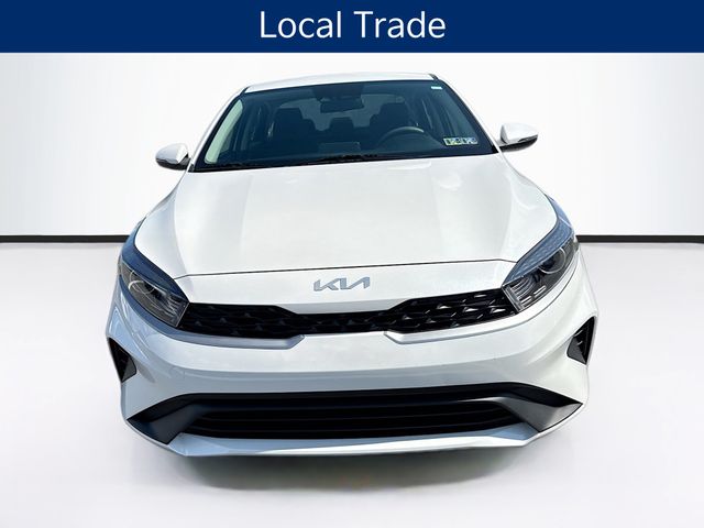 2023 Kia Forte LXS photo 2