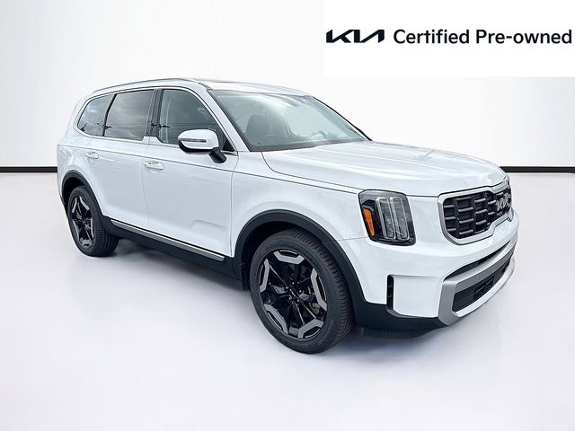 2023 Kia Telluride S's photo