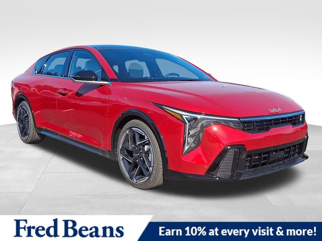 2025 Kia K4 GT-Line's photo