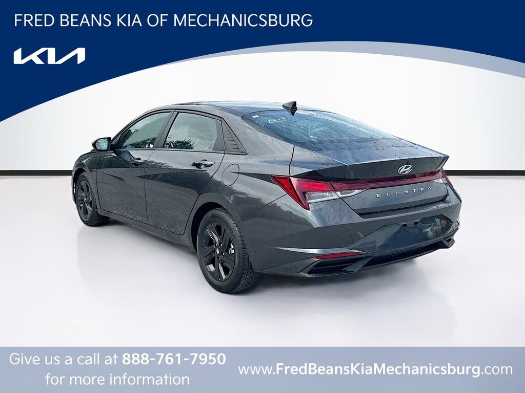 Used 2023 Hyundai Elantra SEL Sedan