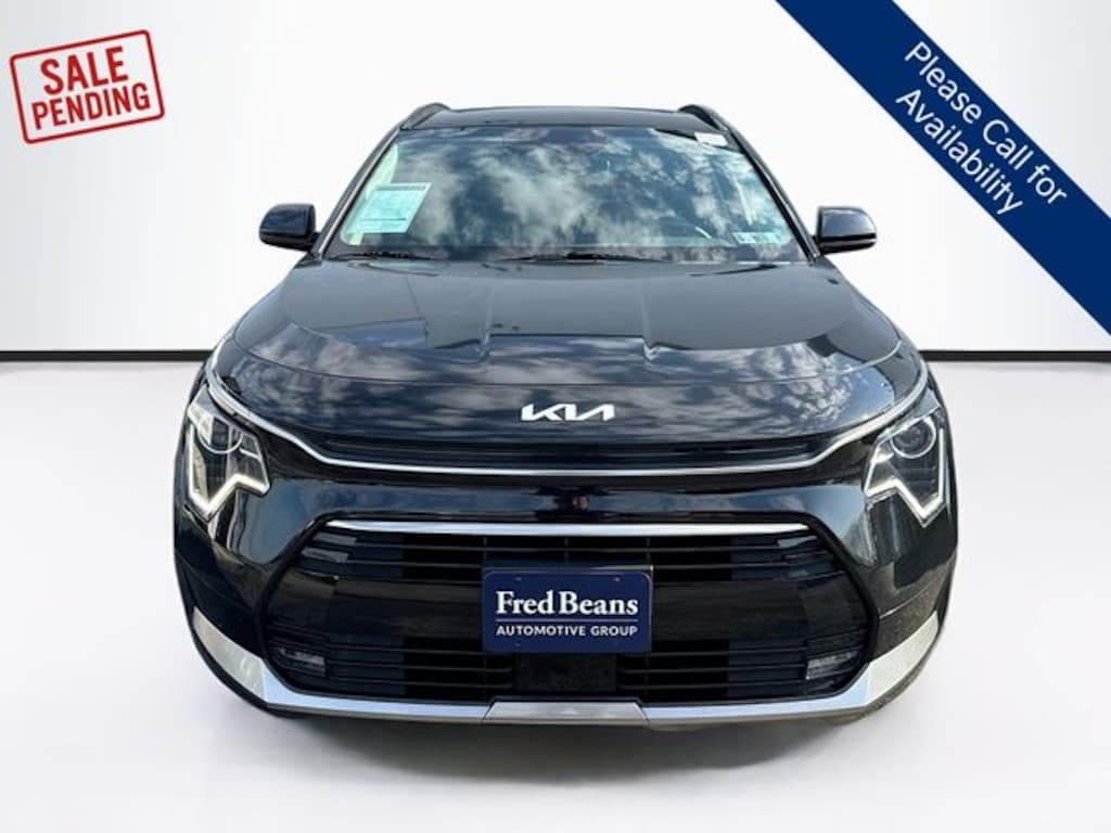 Certified 2023 Kia Niro EX Touring SUV