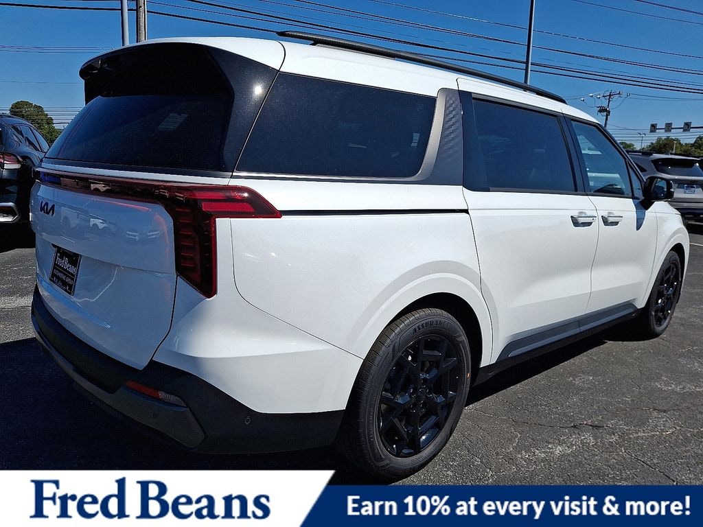 New 2026 Kia Carnival SX Van Passenger Van