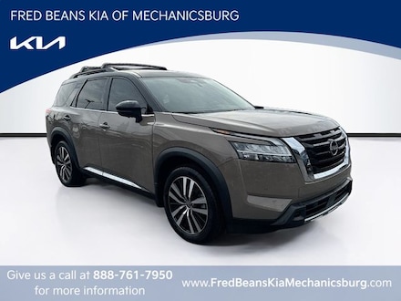 2023 Nissan Pathfinder Platinum