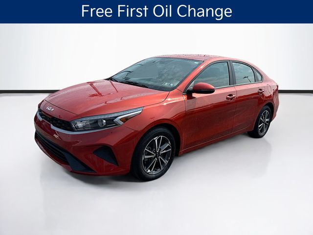 2022 Kia Forte LXS photo 2