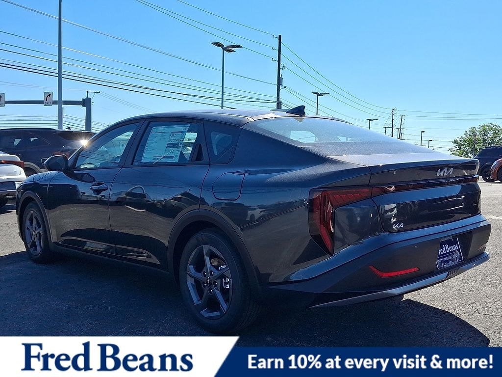New 2026 Kia K4 LXS Sedan