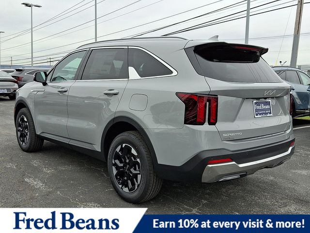 2026 Kia Sorento S photo 2