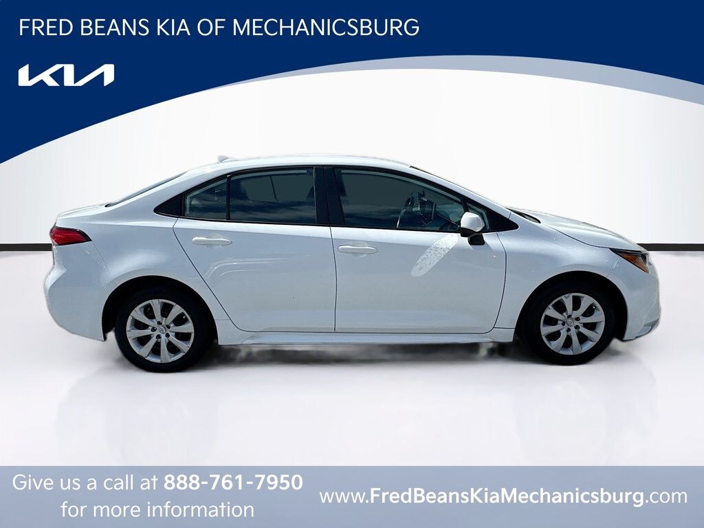 Used 2021 Toyota Corolla LE Sedan