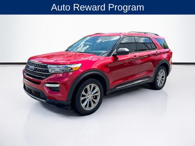 2023 Ford Explorer XLT photo 3