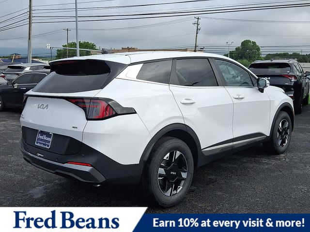 2026 Kia Sportage LX photo 2