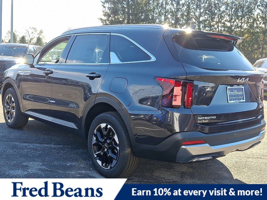 New 2026 Kia Sorento S SUV