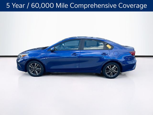 2023 Kia Forte LXS photo 4