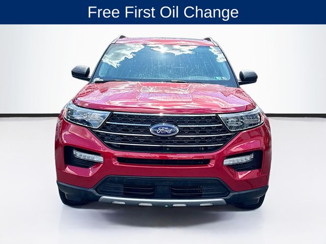 2023 Ford Explorer XLT photo 2