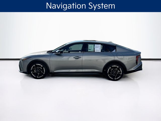 2025 Kia K4 GT-Line photo 4