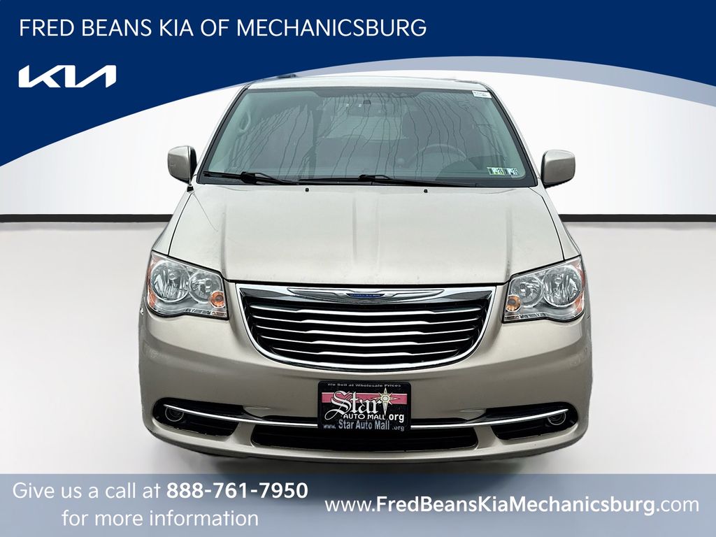 Used 2014 Chrysler Town & Country Touring with VIN 2C4RC1BGXER138964 for sale in Mechanicsburg, PA