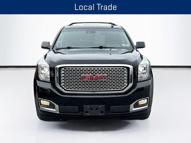 2017 Gmc Yukon Denali photo 2