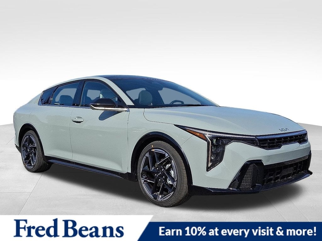New 2026 Kia K4 GT-Line Sedan