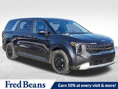 2026 Kia Carnival LXS Van Passenger Van